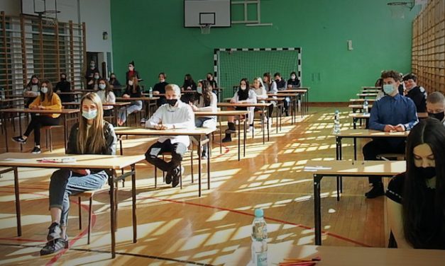 Egzaminy próbne uczniów klas ósmych