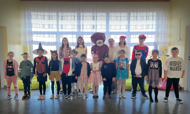 Międzynarodowy Dzień Postaci z Bajek