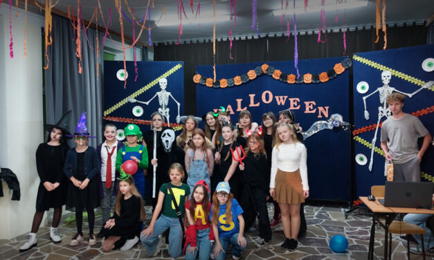 Dyskoteka z okazji Dnia Chłopaka i Halloween