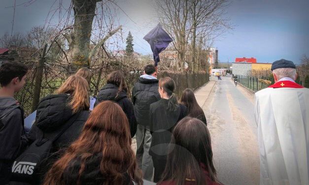 Plenerowa Droga Krzyżowa